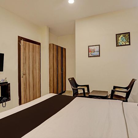 Capital O Saharsh Grand Near Shilparamam Hyderabad Exterior photo